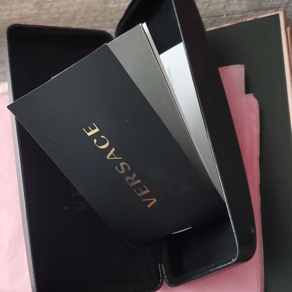 Versace  lens case - Picture 4 of 4